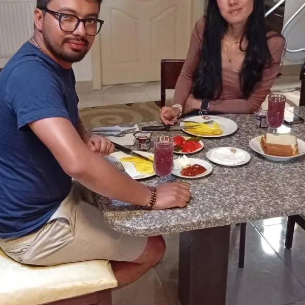 Masa sharing home private rooms and private bathroom, hotel in Amman