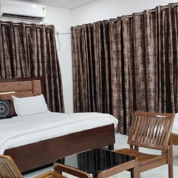 hotel zora grand, hotel v destinaci Višákhapatnam