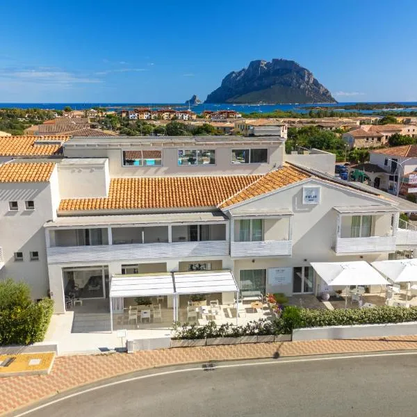 Felix Hotels - Hotel Residence Porto San Paolo, hotel in Porto San Paolo