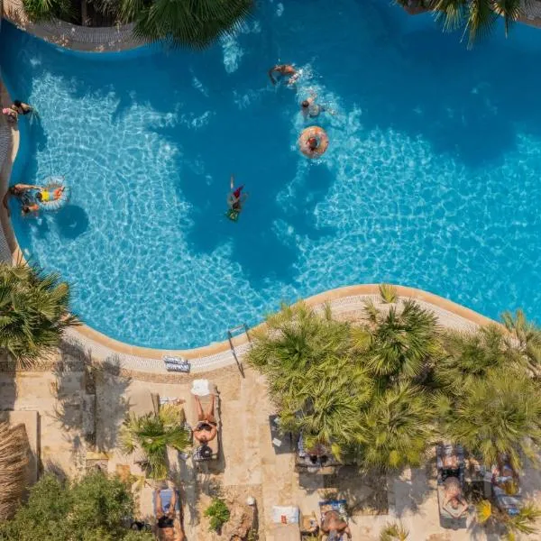 Achtis Hotel, hotel di Afitos