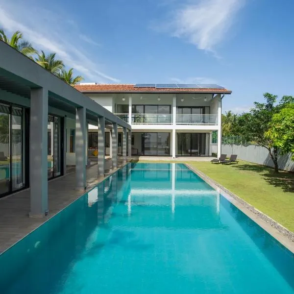 Villa Lagoonscape, hotel v Negombu