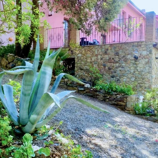 Residenza Locci - Rooms & Apartments, hotel in Teulada