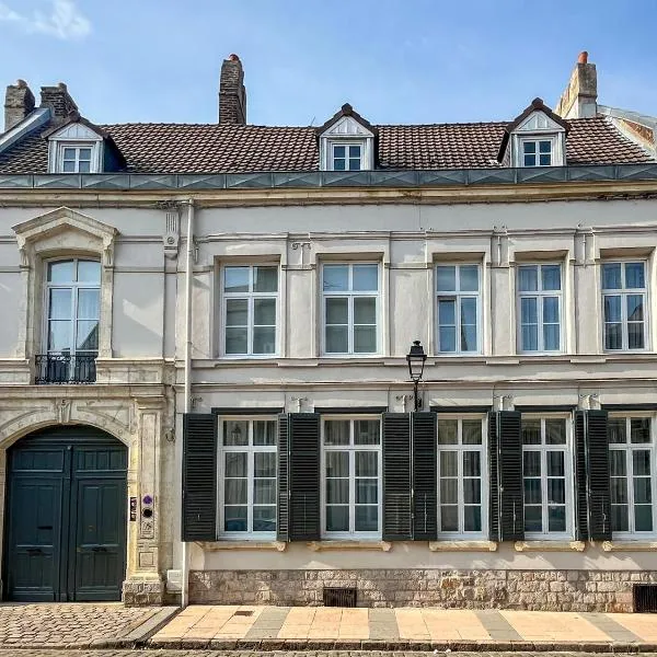 La Demeure Numéro 5, hotel v destinaci Cambrai