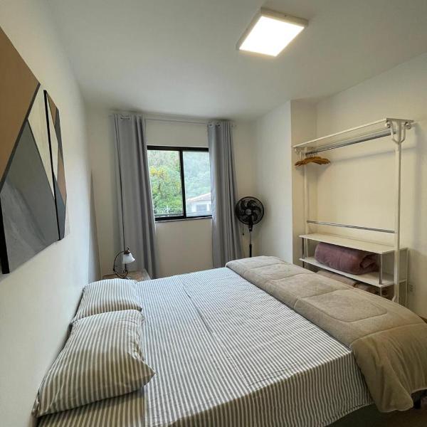 Apartamento com vista para as montanhas e natureza - Foto 2