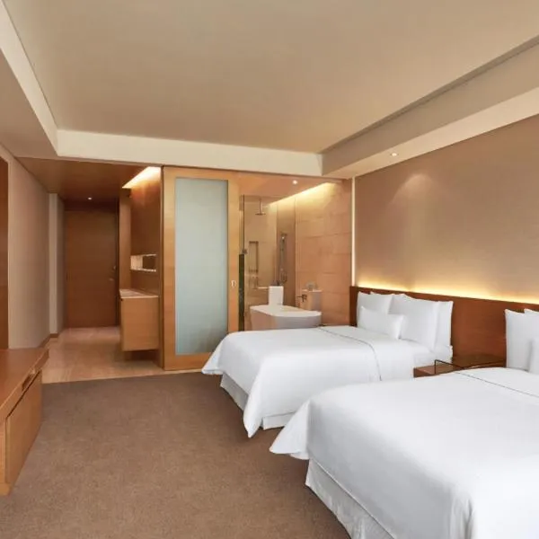 The Westin Mumbai Garden City, hotel en Bombay