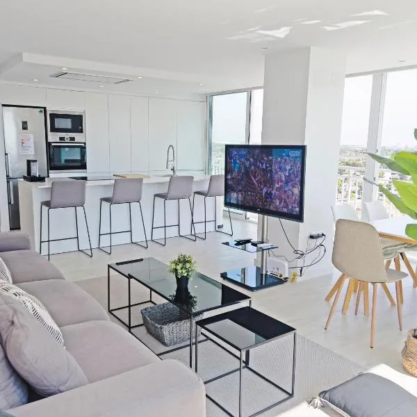 Loft Deluxe, Luminoso, Parking y Piscina - A 100 m del Mar AC, hotel v destinaci Alicante