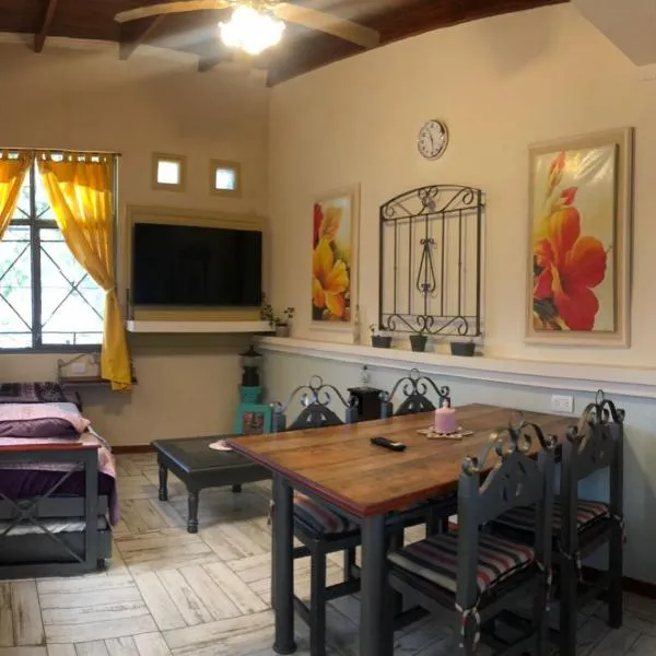 Departamento temporario, hotel in La Plata