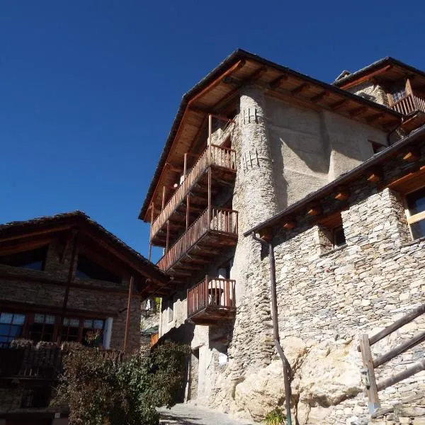 Nebin - casa vacanze Valle Maira, hotel v destinaci Stroppo