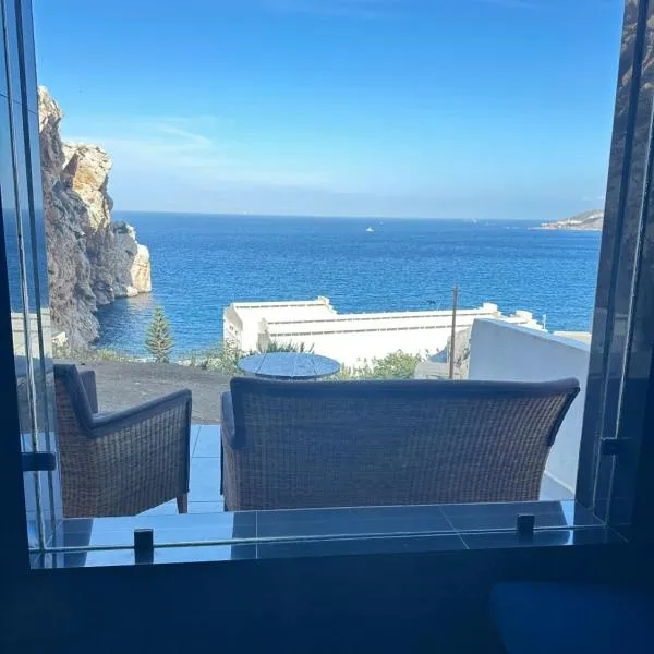 "Seaside Studio with Stunning Views in Belyounech, hotel v destinaci Belyounech 