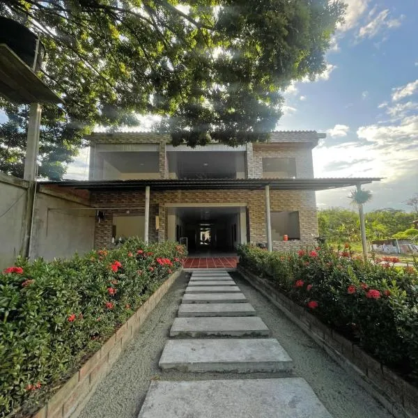 Club Campestre Villa Isabel, хотел в Puerto Arturo