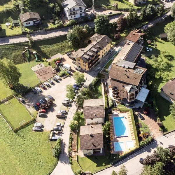 Family Hotel Adriana, hotel in Ledro