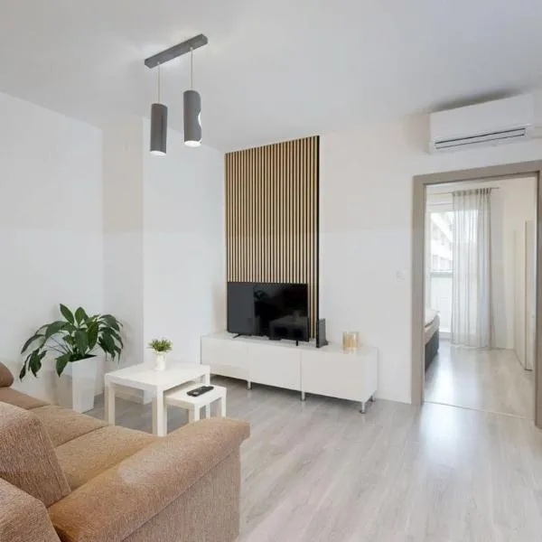 SALAN Apartman West, hotel en Galanta