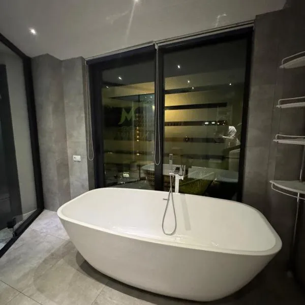 Mit Hotel Tbilisi, hotel in Tbilisi City