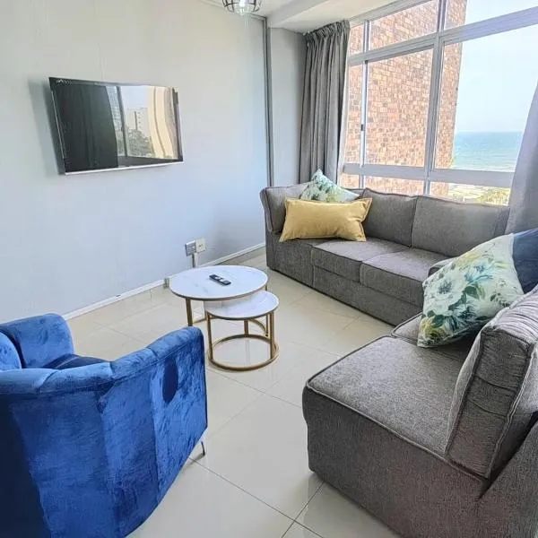 Umhlanga 3 bedroom apartment with seaviews, hotel v destinaci Durban