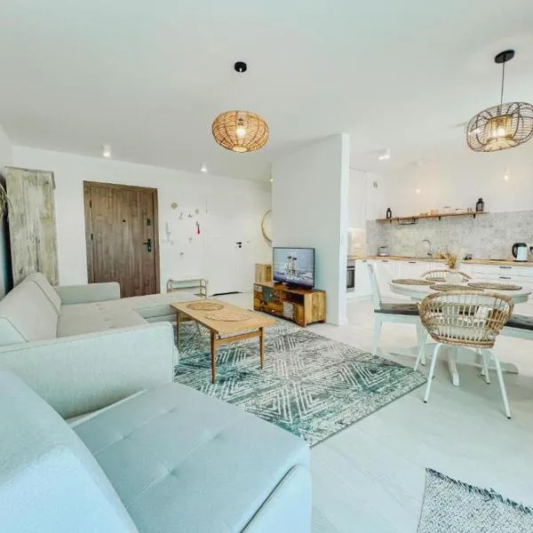 Apartament Kaprów 6、プツクのホテル