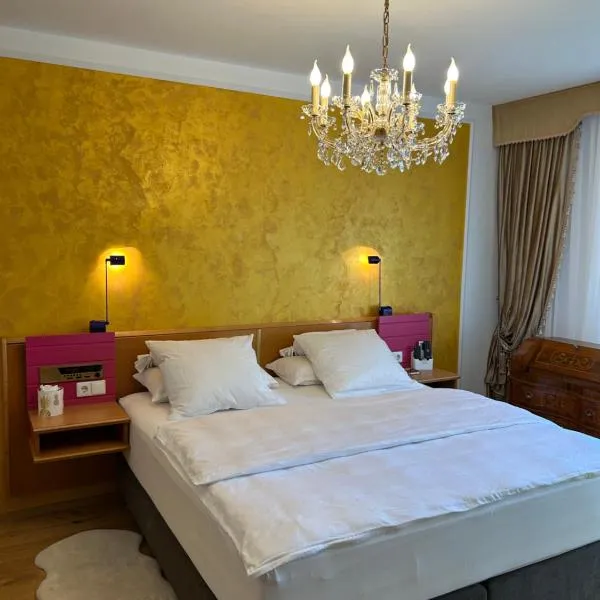 Golden Rooms, hotel di Völkermarkt