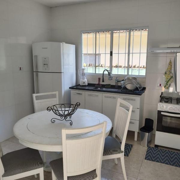 Casa bem localizada - Foto 4