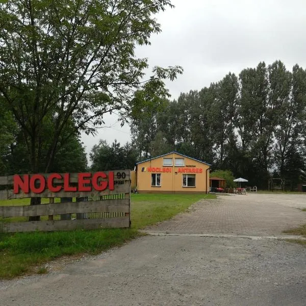 Antares noclegi u Basi, hotel v destinácii Młoszowa