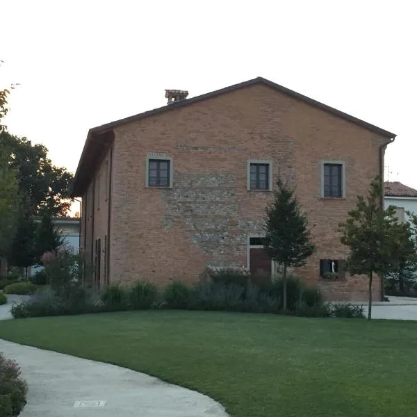 Agriturismo Da Luca, hótel í Calendasco