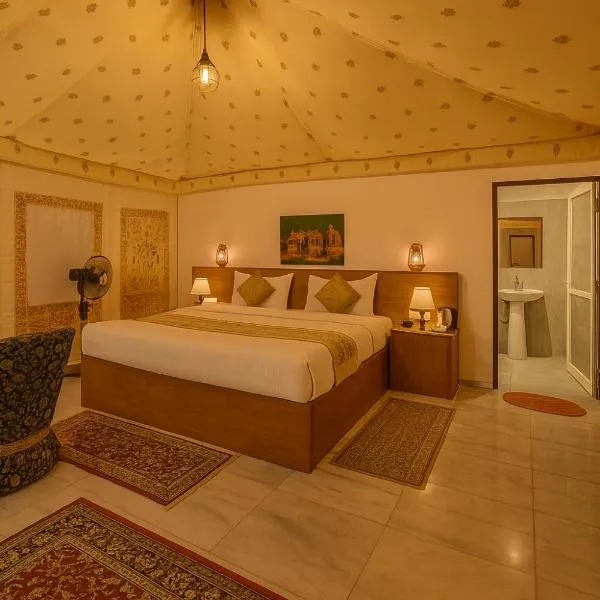 The Saffron Desert Camp, Jaisalmer, hotel in Jaisalmer