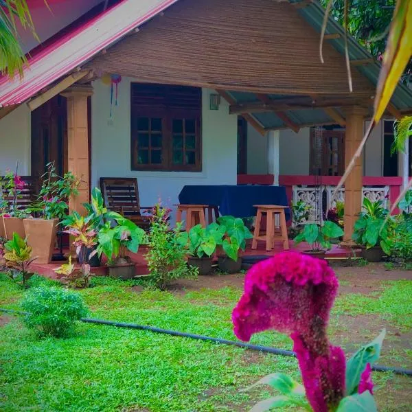 Jungle Eco Lodge & Safari、シギリヤのホテル