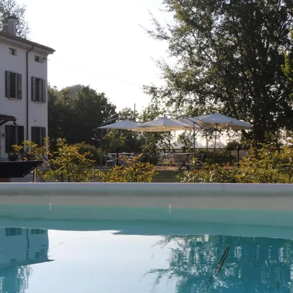 Agriturismo Viridarium, hotel Castellucchióban
