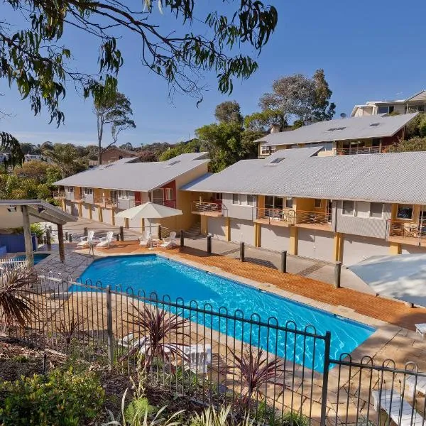 Tathra Beach House Holiday Apartments, hotel di Tathra