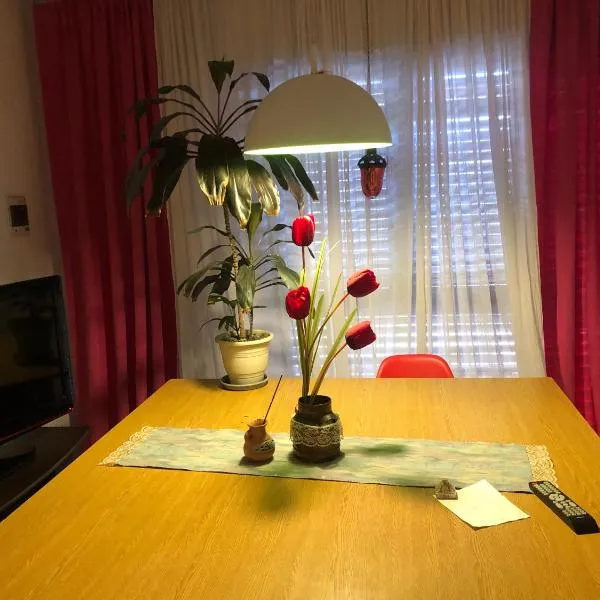 Departamento habitación doble equipado full, hotel in Cordoba