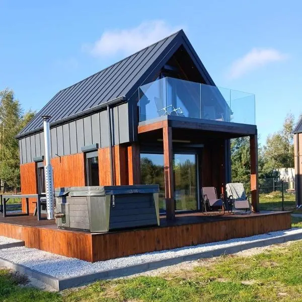 Domek nad Jeziorkiem Sauna -Silownia-Balia, hotel in Waliska