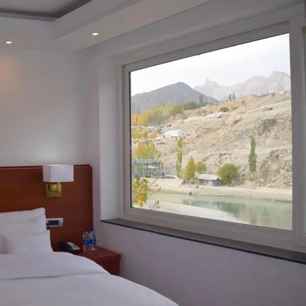 Hotel The Haven - Centrally Heated and Air Conditioned, hotel in Kargil