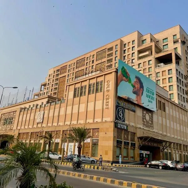 Gold Crest Luxury Hotel Apartments-City View DHA Lahore, hotel en Lahore