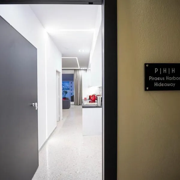 Piraeus Harbor Hideaway, hotel in Piraeus