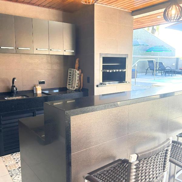 Casa Sol da Manhã - Piscina aquecida com hidromassagem - 300m da praia - Foto 5