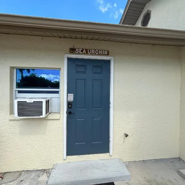 Sea Urchin - Amazing Private Suite Large Bath 3.3mi 2 Beach, hotel di Bonita Springs