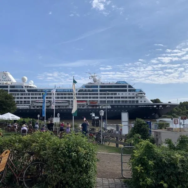 Kanal 33, Hotel in Schafstedt