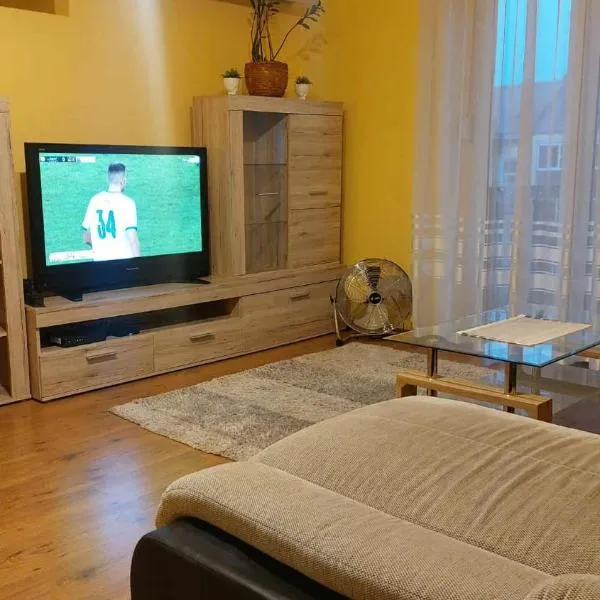 Piac Kuckó Apartman, hotel in Debrecen