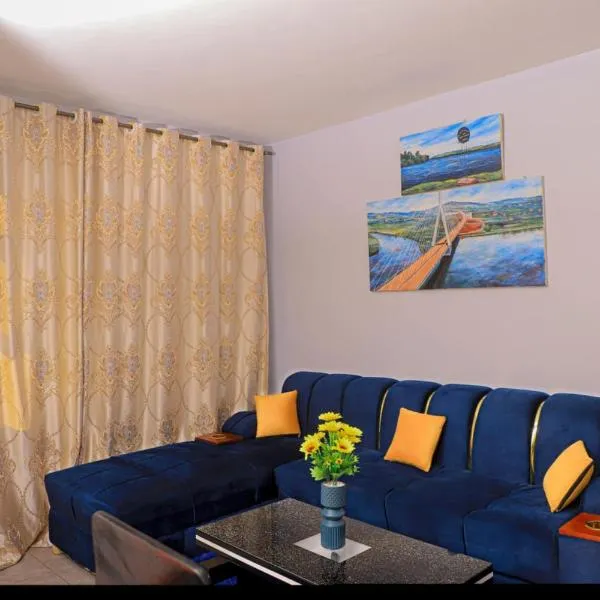 Pineapple Apartments, hótel í Jinja