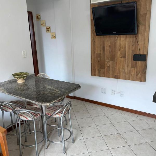 lindo apartamento completo a 80m da praia - Foto 5