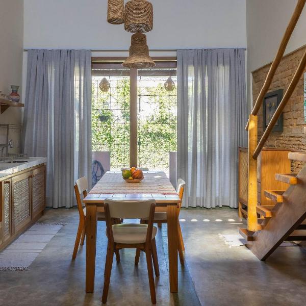 Casa Leo 74 – Seu espaço de viver bem.