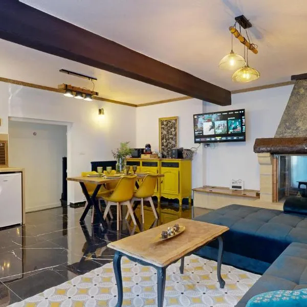 Maison Spa Sauna Proche du Lac, hotel v destinaci Brive-la-Gaillarde