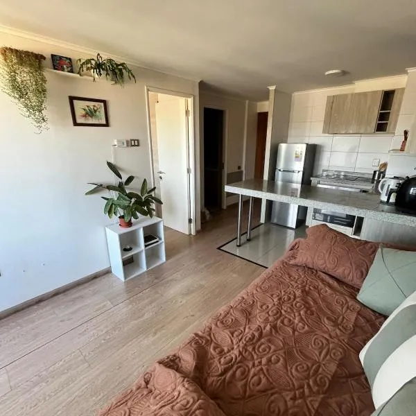 Acogedor y moderno departamento full equipado, hotelli kohteessa Villarrica