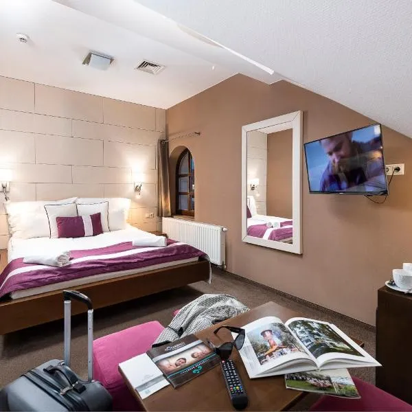 Hotel Fürdőház, hotel en Nyíregyháza