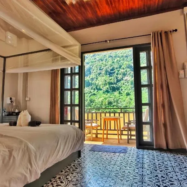 Dokchampa River View Villa, ξενοδοχείο σε Nongkhiaw