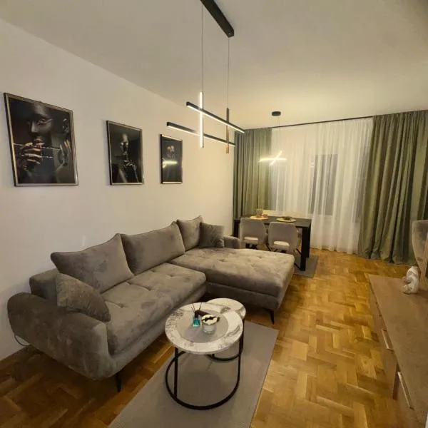 Fairy tale apartment 9, hotel v destinaci Voždivac