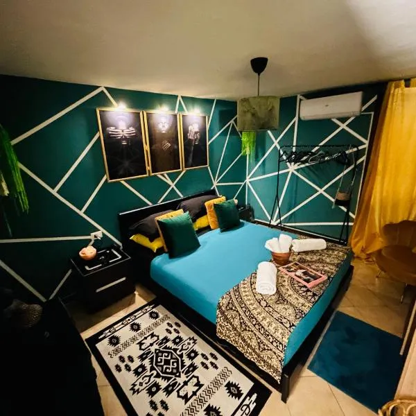 Family House di Genny e Nicola small suite, hotel in Chioggia