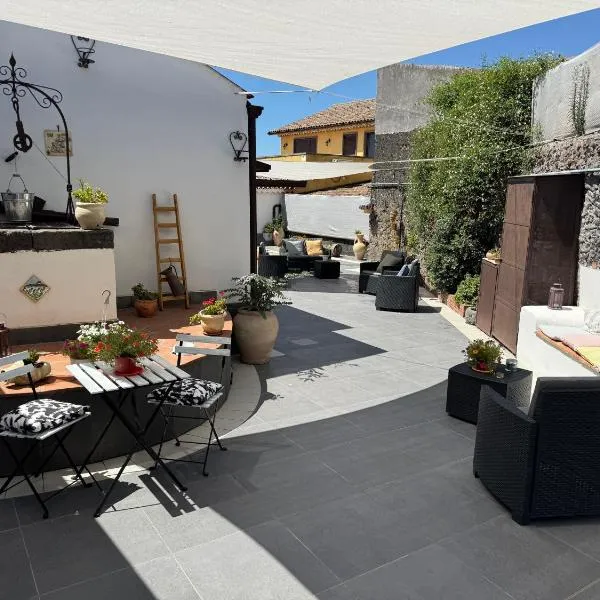 Casa Vacanze Vicolo Palaù, hotel in Trecastagni