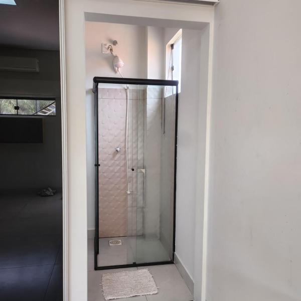 Flat 01 - Zona Sul Prox UMC, Shopping e Pátio Vinhedos - Foto 3