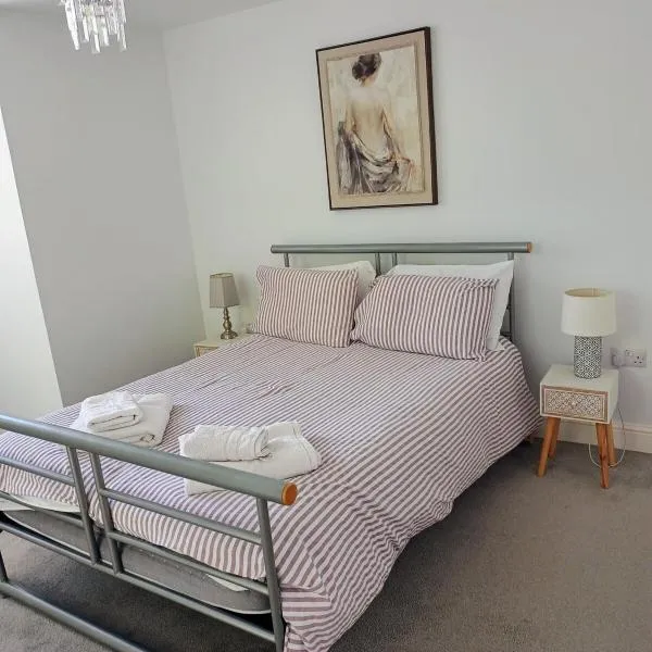 Luxury 2-Bed Flat Central Ipswich Parking, hotel in Ipswich