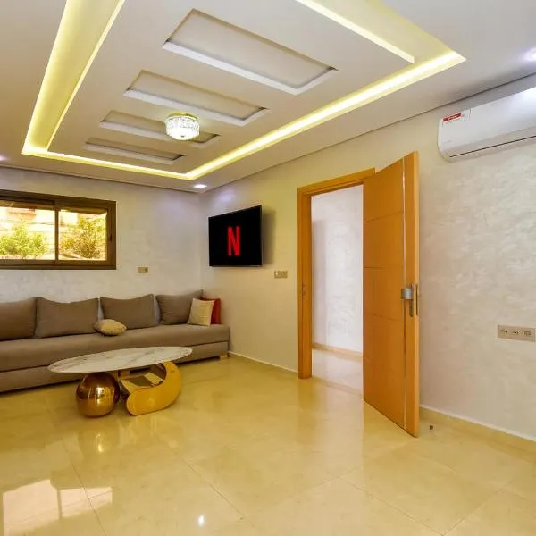 Agadir Vibes 3 appartements & 1 studio modernes au cœur de la ville, hotel in Agadir