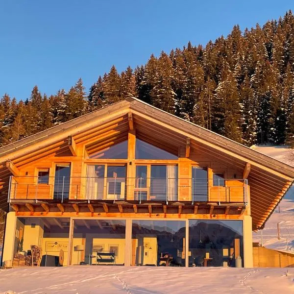 Alpine Dream Chalet with Spa close to Lake Geneva, khách sạn ở Les Mosses